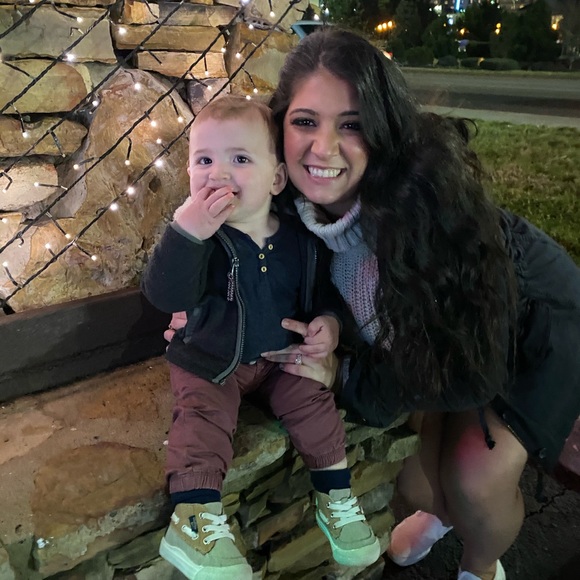 Meet your Posher, Jessica - Picture 7 of 16